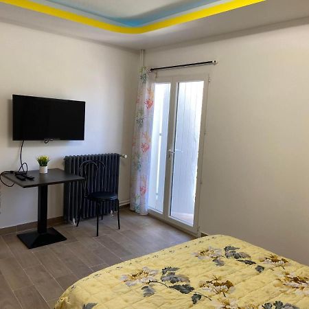 Chambres Pour 1 Ou 2 Personnes Prayssac Esterno foto